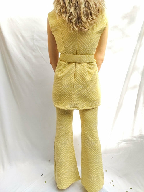 Kendall suit